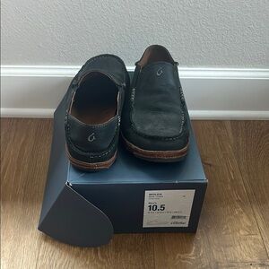 OluKai Black Loafers with Suede Finish and Durable Sole